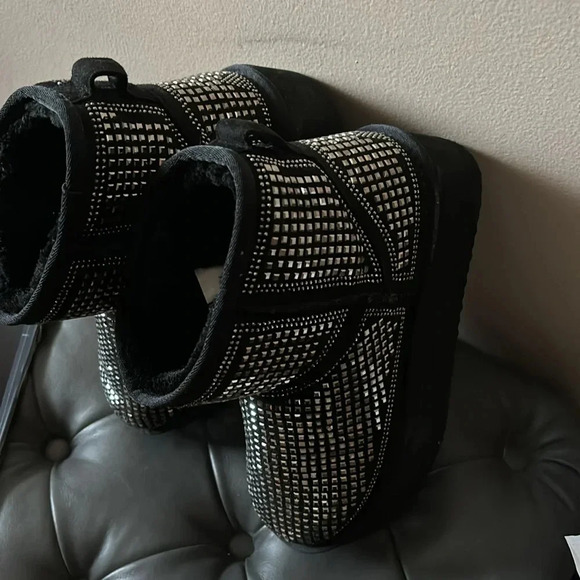 Cape Robbin Rhinestone embellished platform fur trim ankle boots Sz 9 - Picture 10 of 14